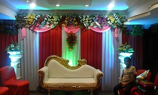 Hotel Arya Palace