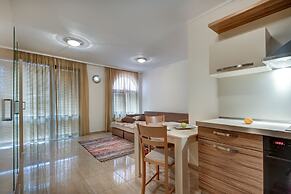 Esteban VIP Residence Club