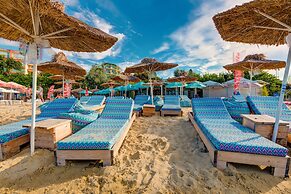 Esteban VIP Residence Club
