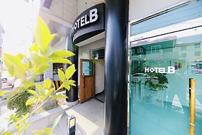 Hotel B