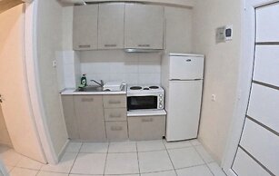 Eleni Kandilari Rooms