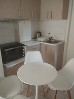 Eleni Kandilari Rooms