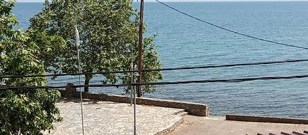 Eleni Kandilari Rooms