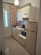 Eleni Kandilari Rooms