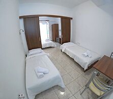 Eleni Kandilari Rooms