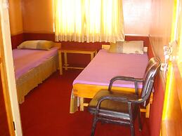 Machermo Lodge & Bakery