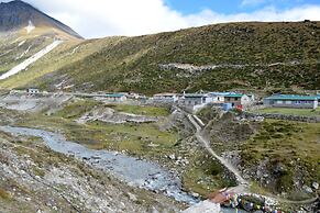 Machermo Lodge & Bakery