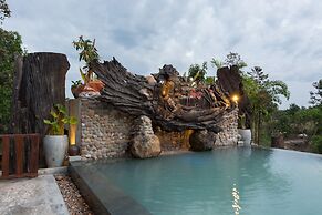 Bong Thom Forest Lodge