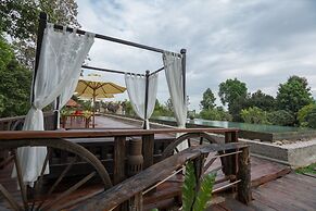 Bong Thom Forest Lodge