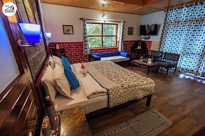 Udechee Huts Hotel