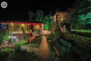 Udechee Huts Hotel