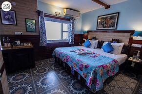 Udechee Huts Hotel