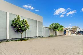 Hotel O Siwalankerto Near Surabaya Carnival