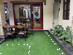 Airstar Hotel & Apartment