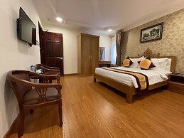 Airstar Hotel & Apartment