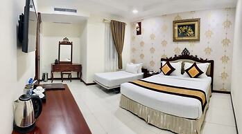 Airstar Hotel & Apartment