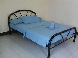 JS3 Studio Apartments - Adults Only