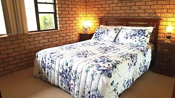 Gowrie Agapanthous - Hostel