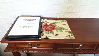 Gowrie Agapanthous - Hostel