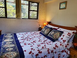 Gowrie Agapanthous - Hostel