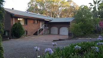 Gowrie Agapanthous - Hostel