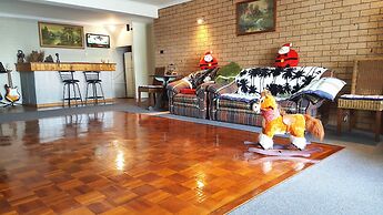 Gowrie Agapanthous - Hostel