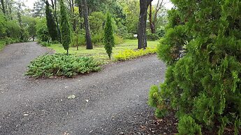 Gowrie Agapanthous - Hostel