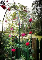 Gowrie Agapanthous - Hostel