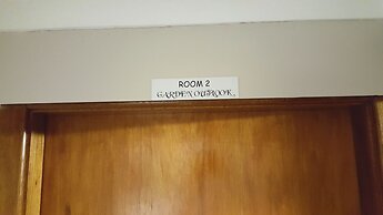 Gowrie Agapanthous - Hostel