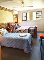 Gowrie Agapanthous - Hostel