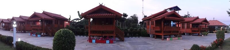 Bank Resort