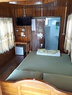 Bank Resort