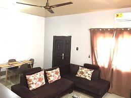 Ronna apartments at Lakeside Estates