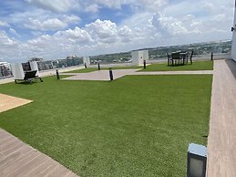 Luxury studio apartment at the Gallery