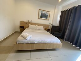 Luxury studio apartment at the Gallery