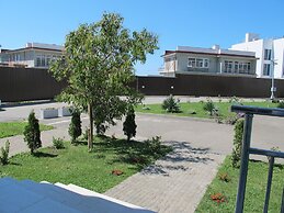 Apartment on Bulvar Nadezhd Apt 113