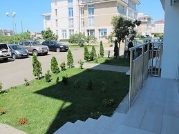 Apartment on Bulvar Nadezhd Apt 113