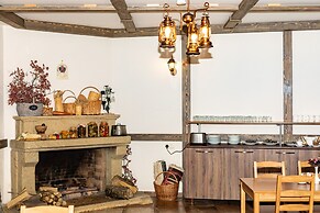 Old Side Corner