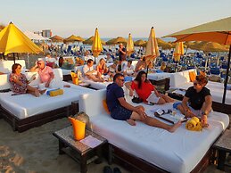 The Residence by Beach House Marbella