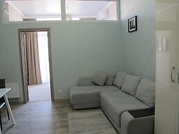 Apartment on Bulvar Nadezhd Apt. 305