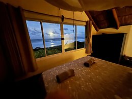 Pura Vida Tofo Beach House