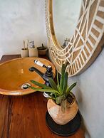 Pura Vida Tofo Beach House