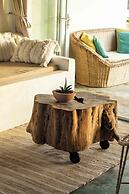 Pura Vida Tofo Beach House