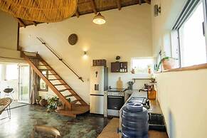 Pura Vida Tofo Beach House