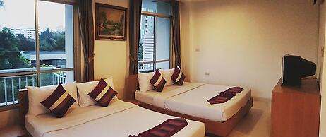 Sena house Paholyothin30