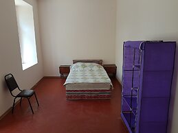 Tbilisi Yard Hostel