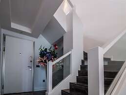 Elite Admiral Premium B811