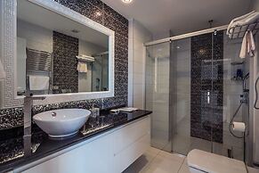 Elite Admiral Premium B85