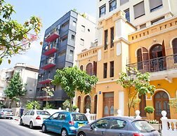 Carmel Market Apartments