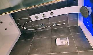 Carmel Market Apartments